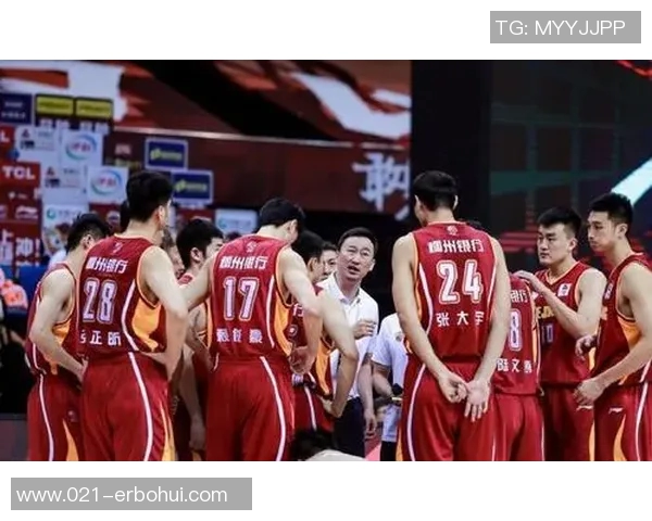 深圳篮球队杯赛拼搏之路：从默默无闻到荣耀之巅的奋斗故事